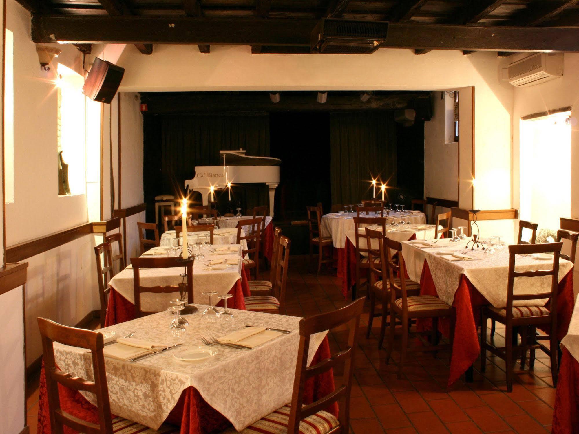 Excel Hotel Naviglio - Ca'Bianca Милано Екстериор снимка