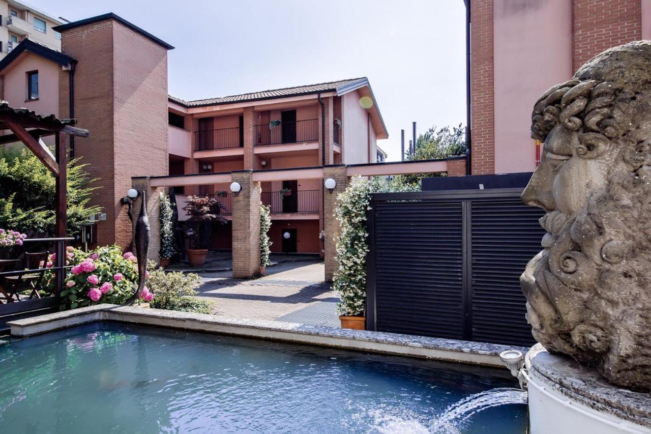 Excel Hotel Naviglio - Ca'Bianca Милано Екстериор снимка
