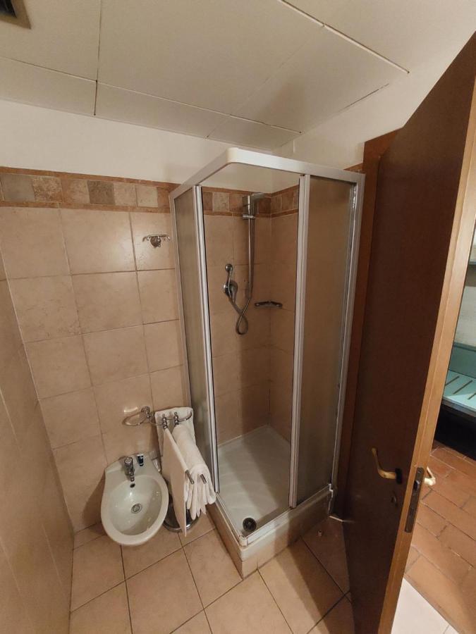 Excel Hotel Naviglio - Ca'Bianca Милано Екстериор снимка