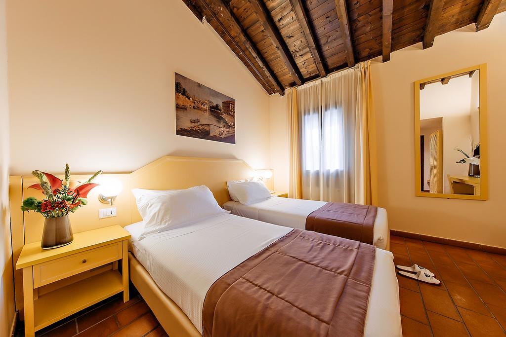Excel Hotel Naviglio - Ca'Bianca Милано Екстериор снимка